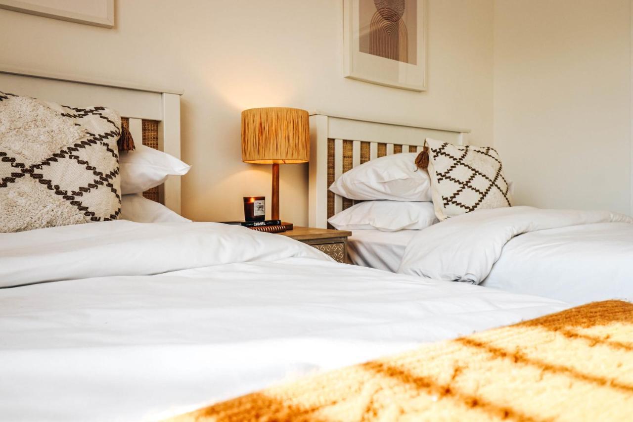 Principality View Apartment Two, By Solace Stays Cardiff Zewnętrze zdjęcie