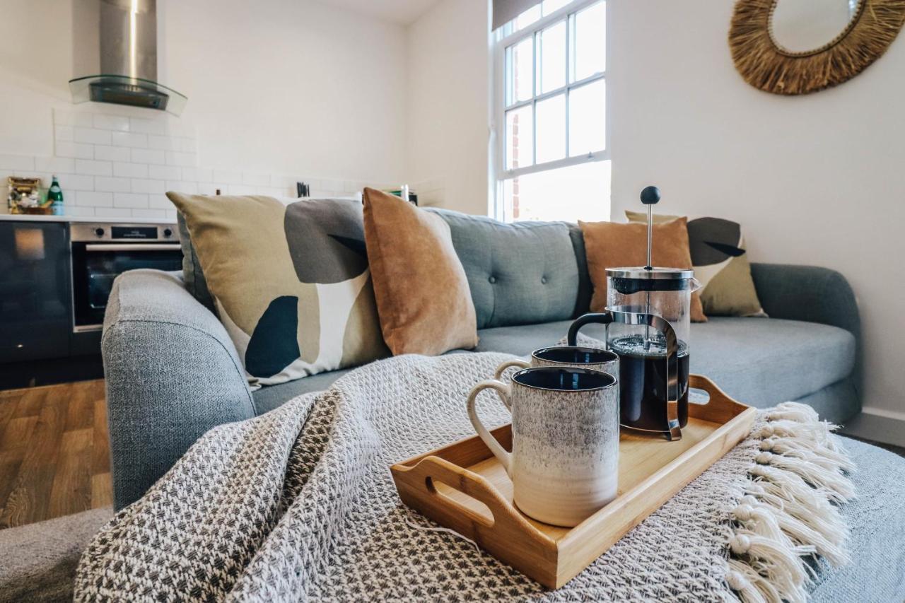 Principality View Apartment Two, By Solace Stays Cardiff Zewnętrze zdjęcie