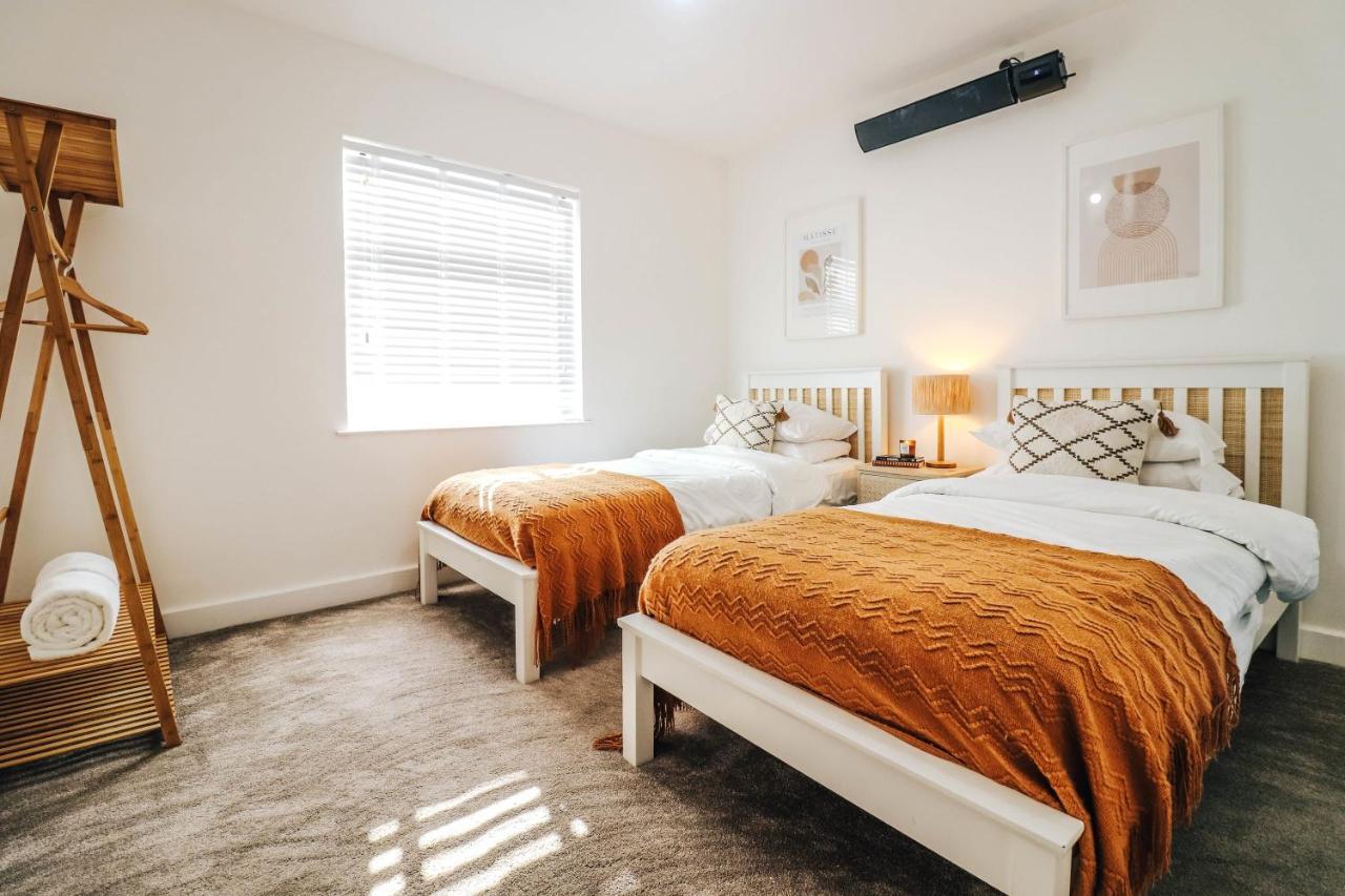 Principality View Apartment Two, By Solace Stays Cardiff Zewnętrze zdjęcie