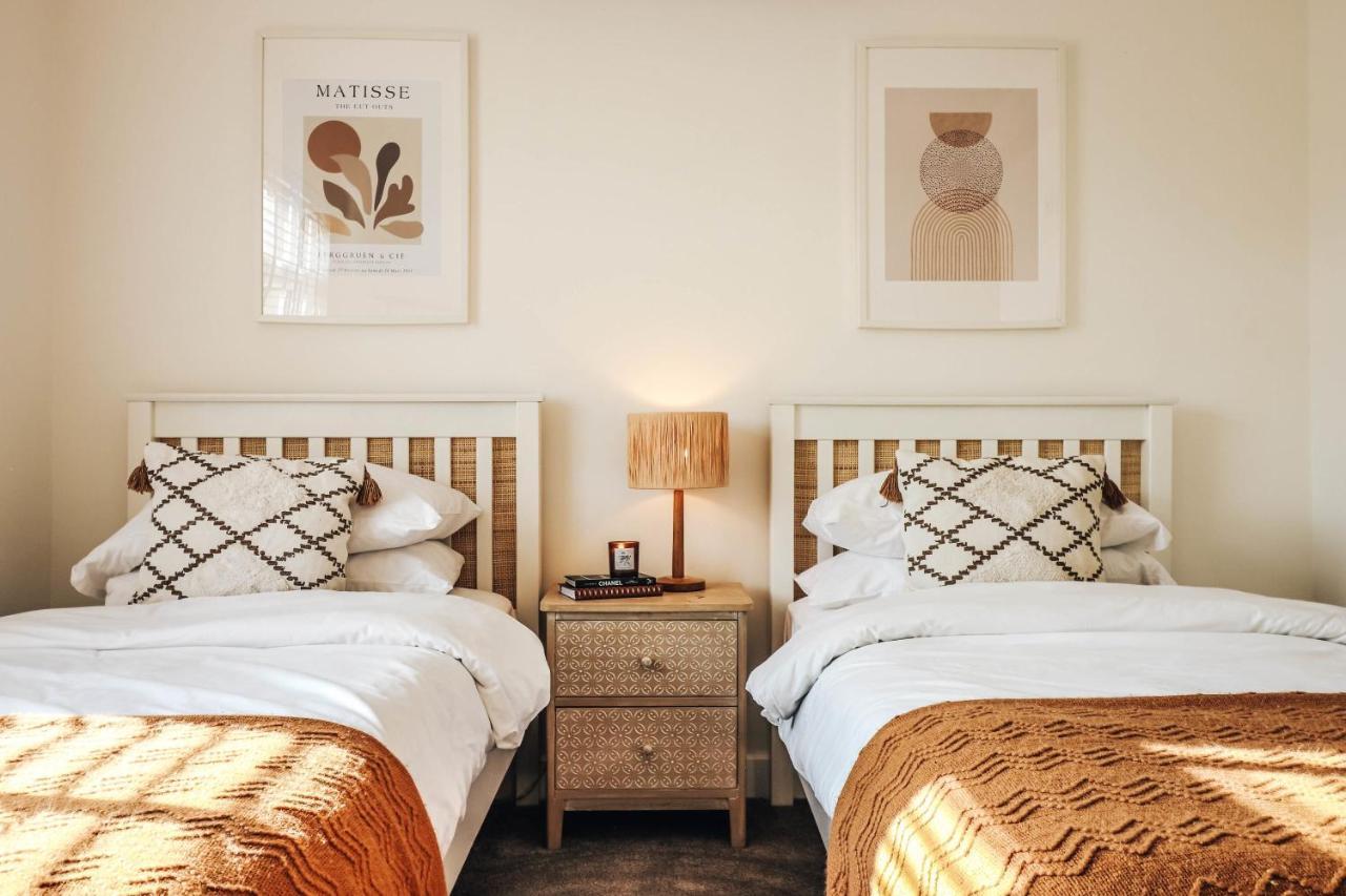 Principality View Apartment Two, By Solace Stays Cardiff Zewnętrze zdjęcie