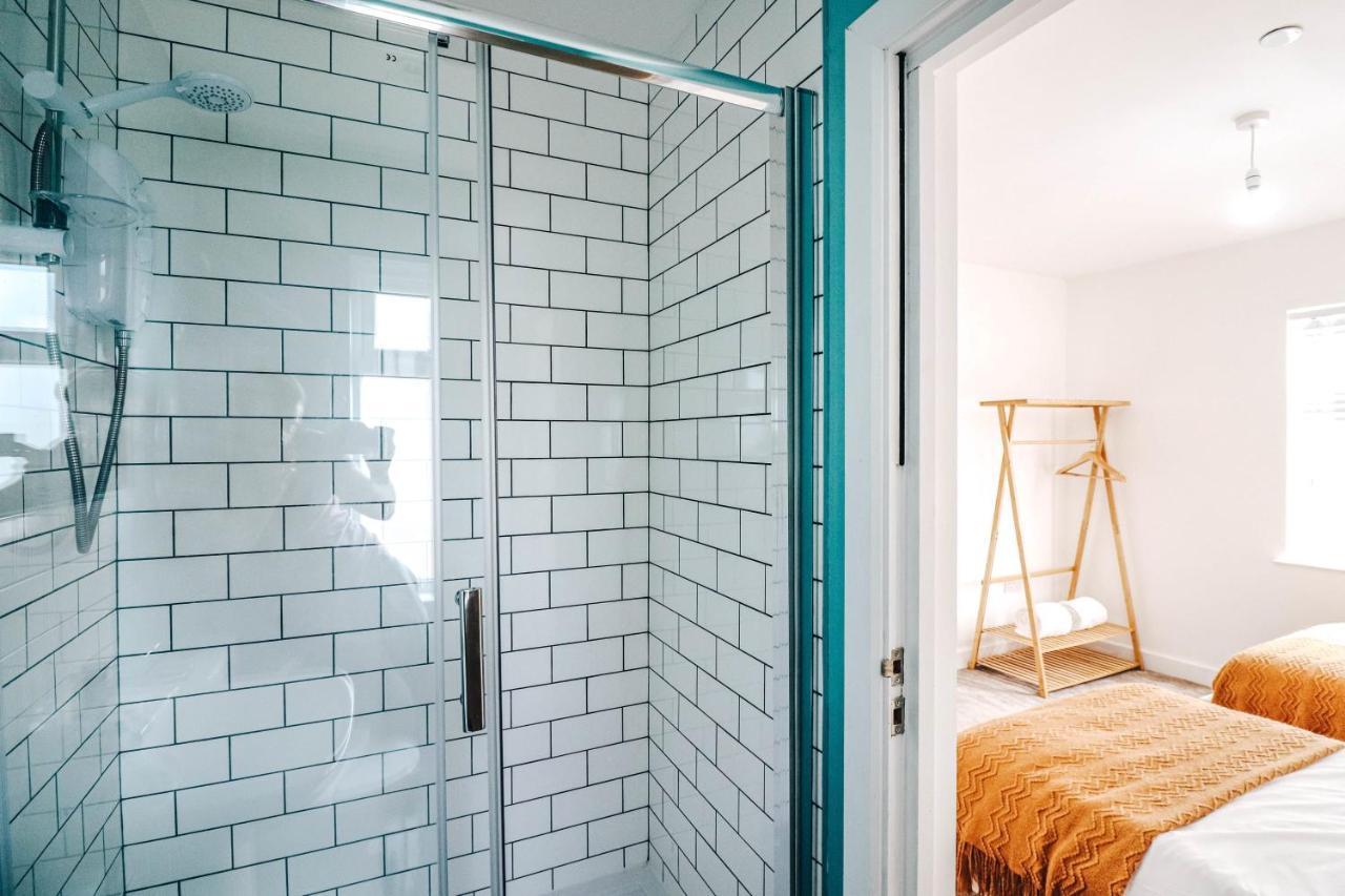 Principality View Apartment Two, By Solace Stays Cardiff Zewnętrze zdjęcie