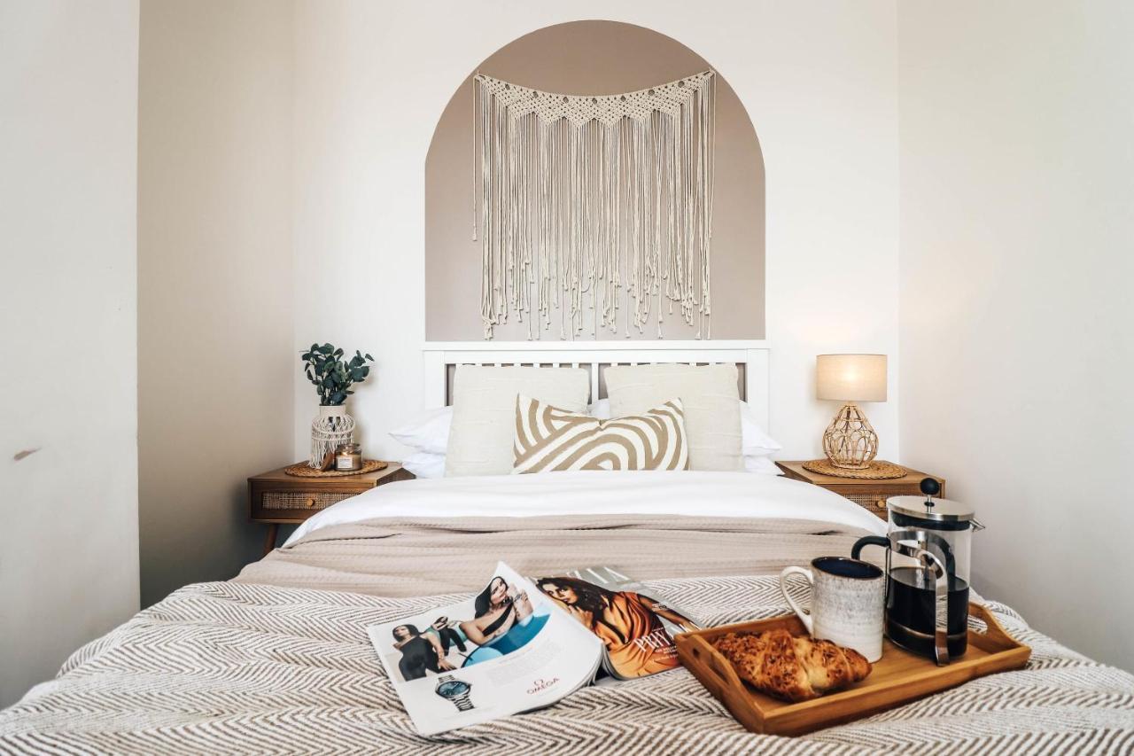 Principality View Apartment Two, By Solace Stays Cardiff Zewnętrze zdjęcie