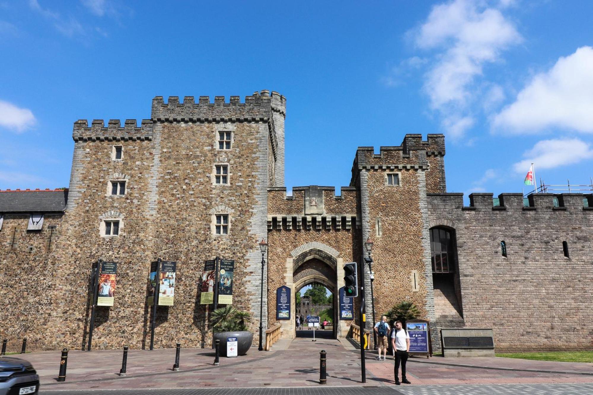 Principality View Apartment Two, By Solace Stays Cardiff Zewnętrze zdjęcie
